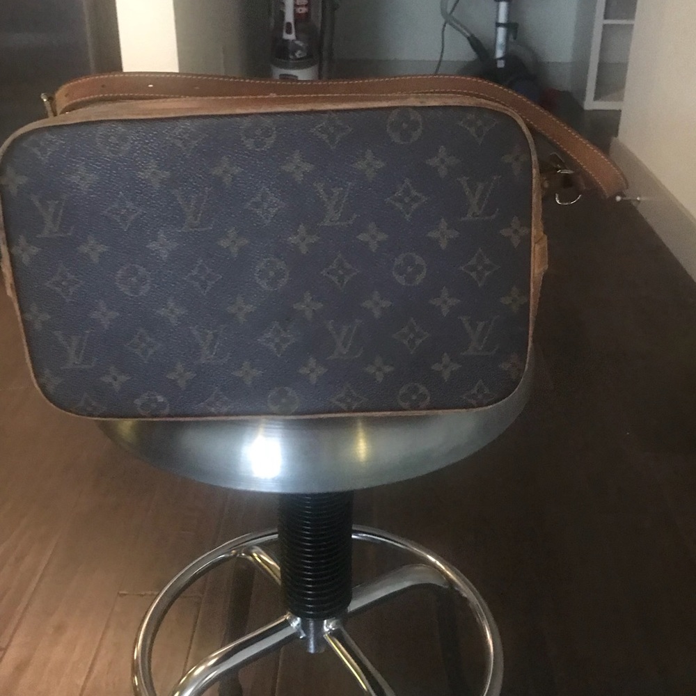 💯% Authentic Louis Vuitton Sharon Stone Amfar.